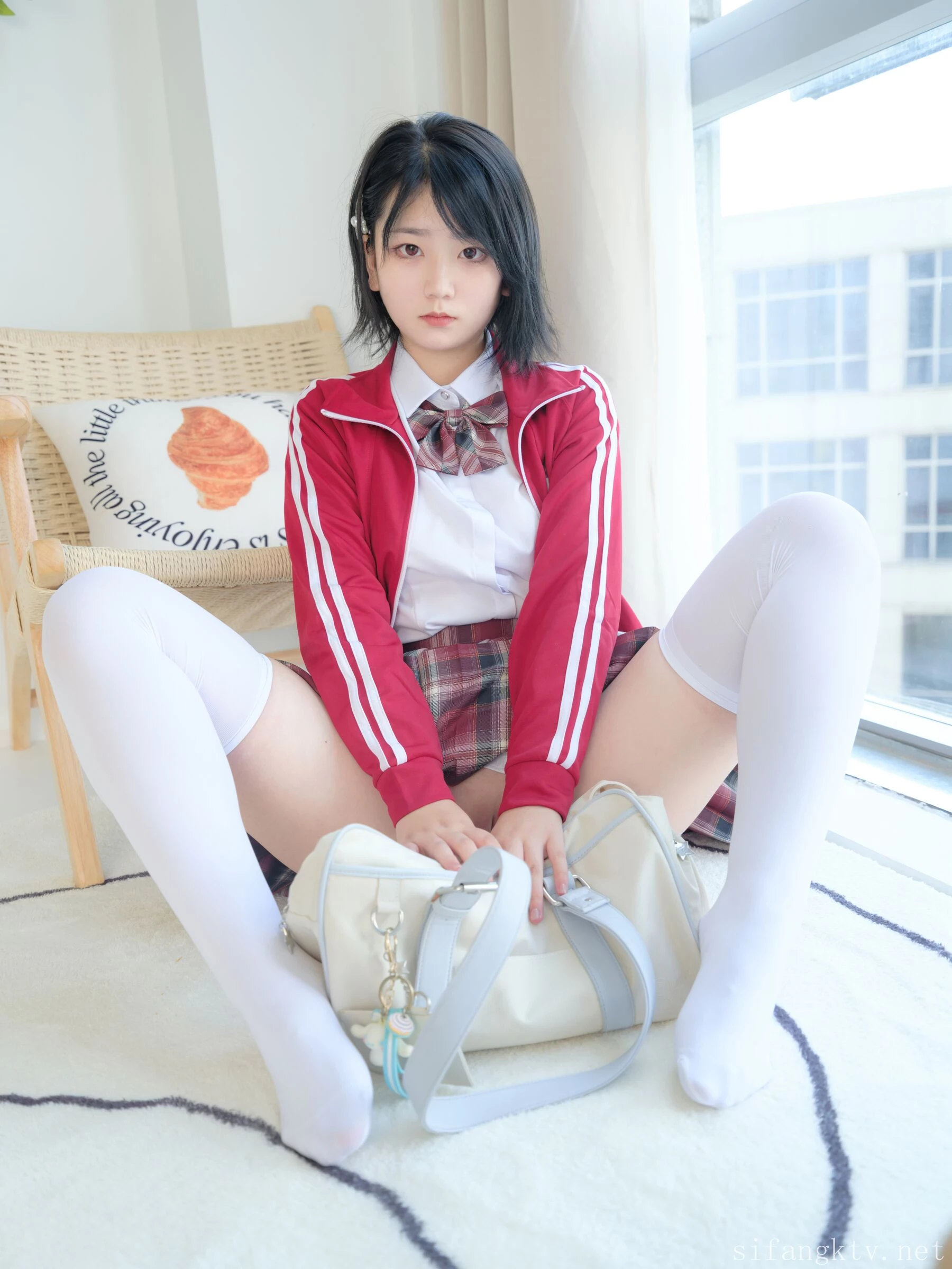 Tiểu Phong Mụi Mặc Trang Phục JK Chụp Ảnh show hàng 