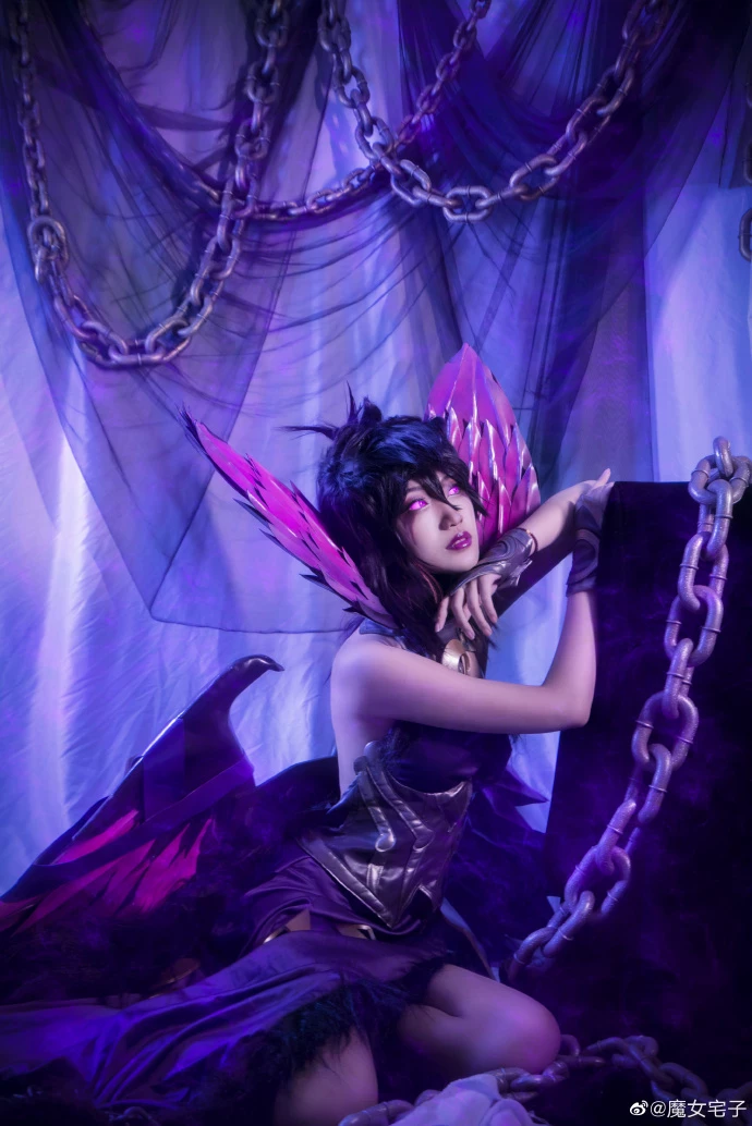 Fan Nữ Lol Cosplay Morgana Giả Diện Quỷ Mẫu