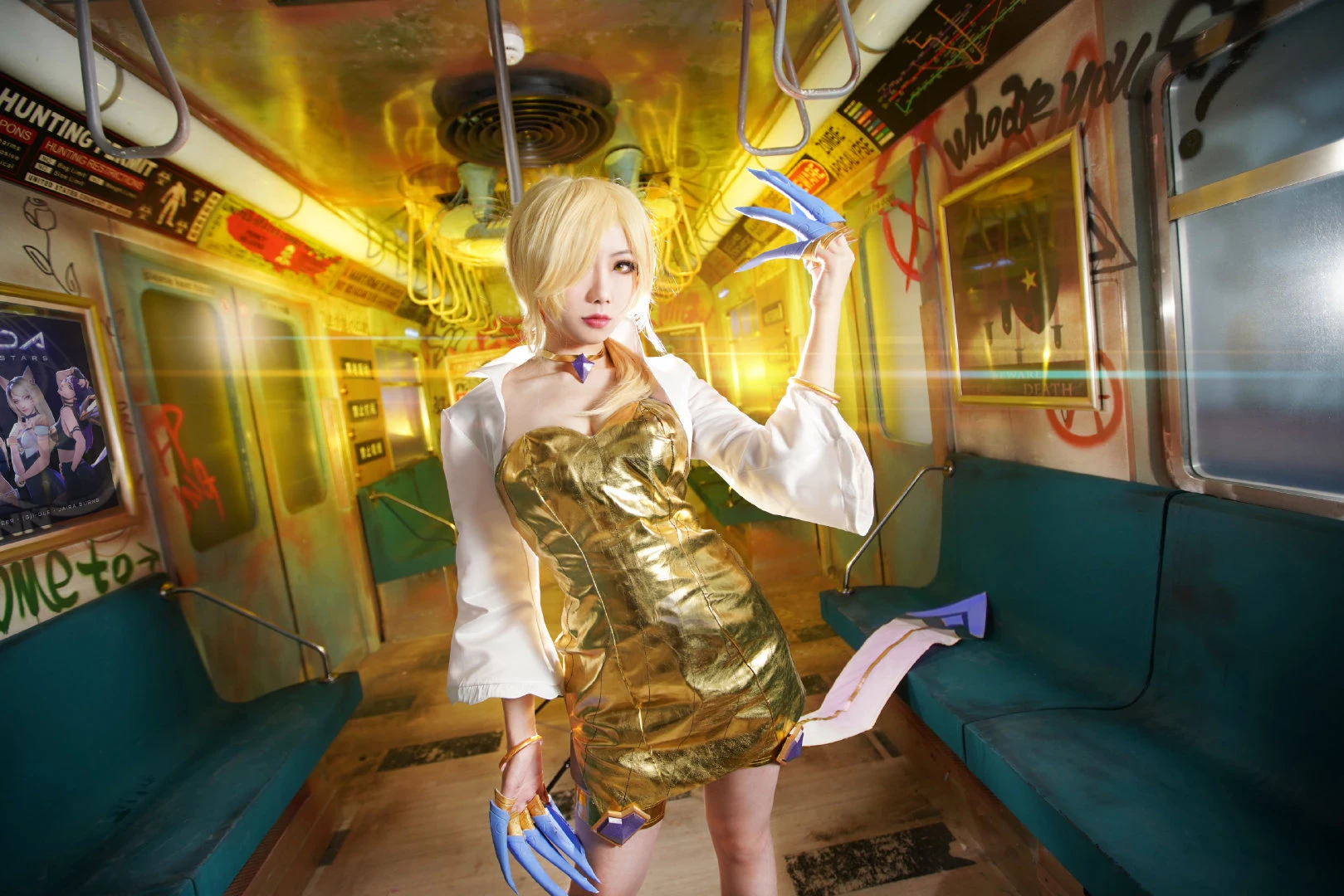 Cosplay Evelyn Liên Minh Huyền Thoại LOL 